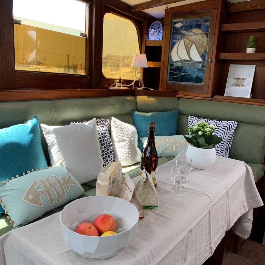Port Deauville Yacht Vintage מראה חיצוני תמונה