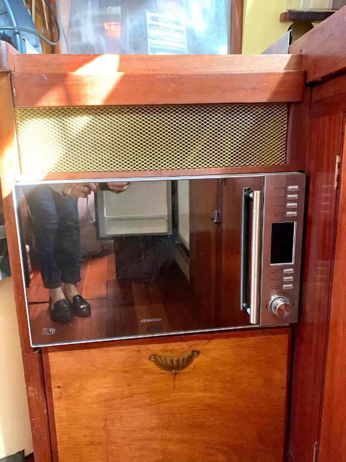 Port Deauville Yacht Vintage מראה חיצוני תמונה