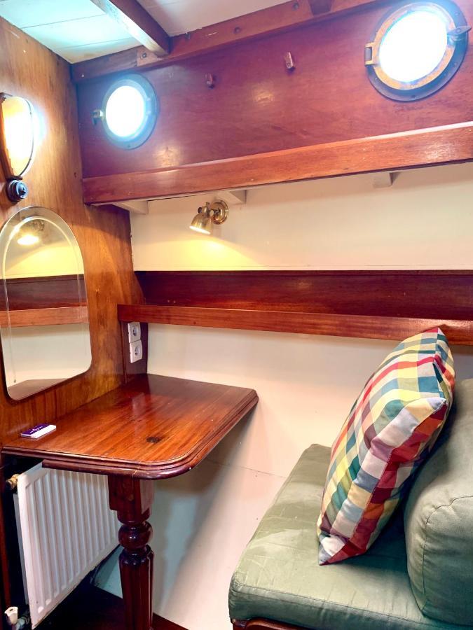 Port Deauville Yacht Vintage מראה חיצוני תמונה