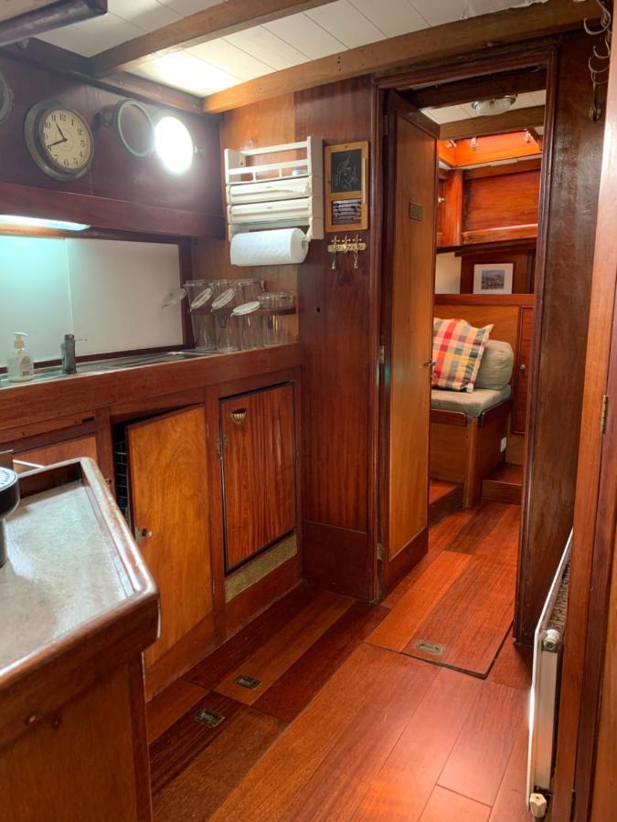 Port Deauville Yacht Vintage מראה חיצוני תמונה