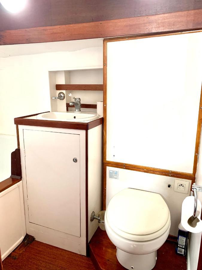 Port Deauville Yacht Vintage מראה חיצוני תמונה